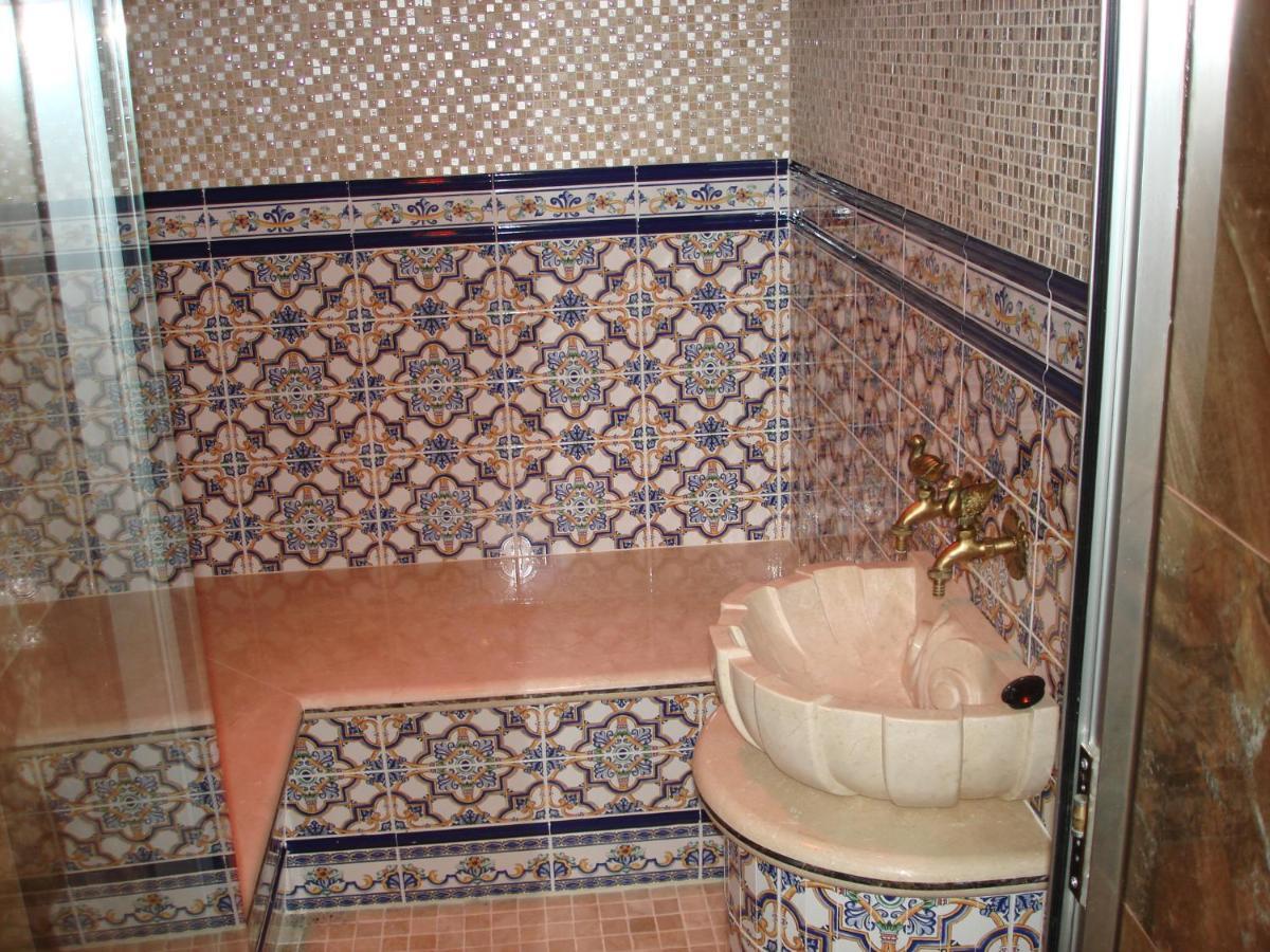 With Heated Private Pool, Sea View& Turkish Sauna Benalmadena